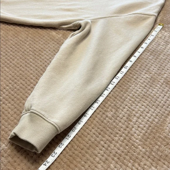 Old Navy Tan Crewneck Sweatshirt Size XL - Picture 5 of 7